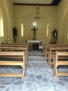 Tohle není Kentucky or Mountains, Snakes, a Church and Signs to Follow in Osvinov, CZ